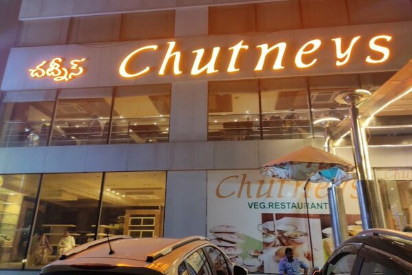 Chutneys Hotel