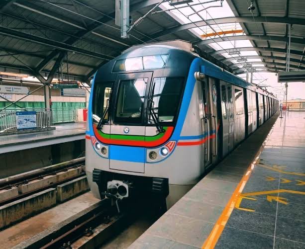 Hyderabad Metro Discontinues Discount and Holiday Card, Sparking Commuter Discontent