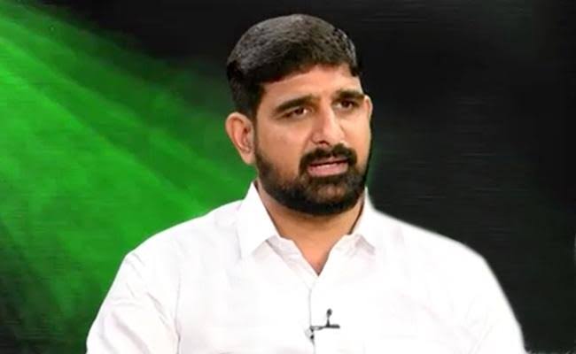 Padi Kaushik Reddy