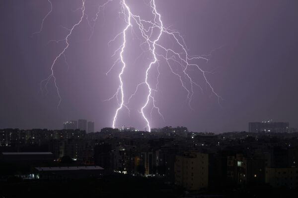 Telangana Reels Under Heavy Rain, More Showers on the Way Telangana news Express